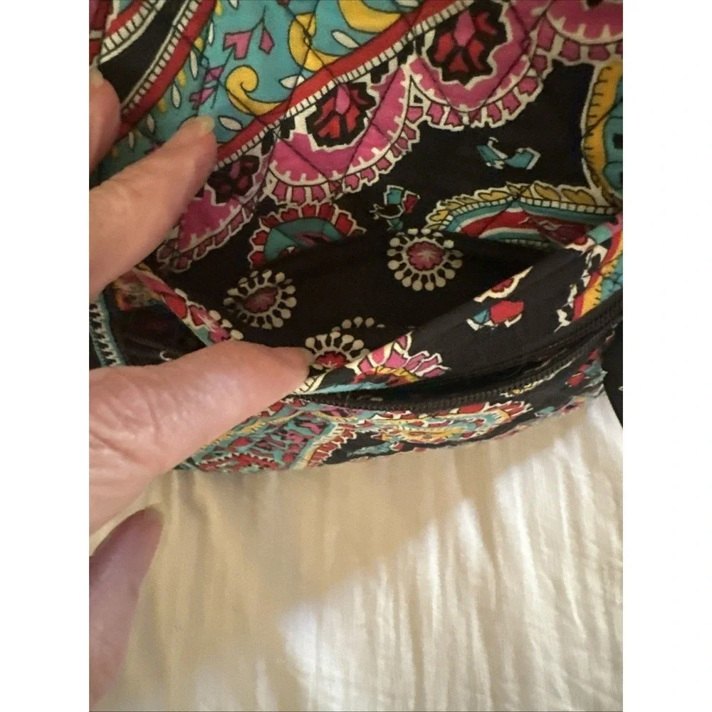 vera bradley crossbody Bag Vibrant Quilted Parisian Paisley pattern Retired